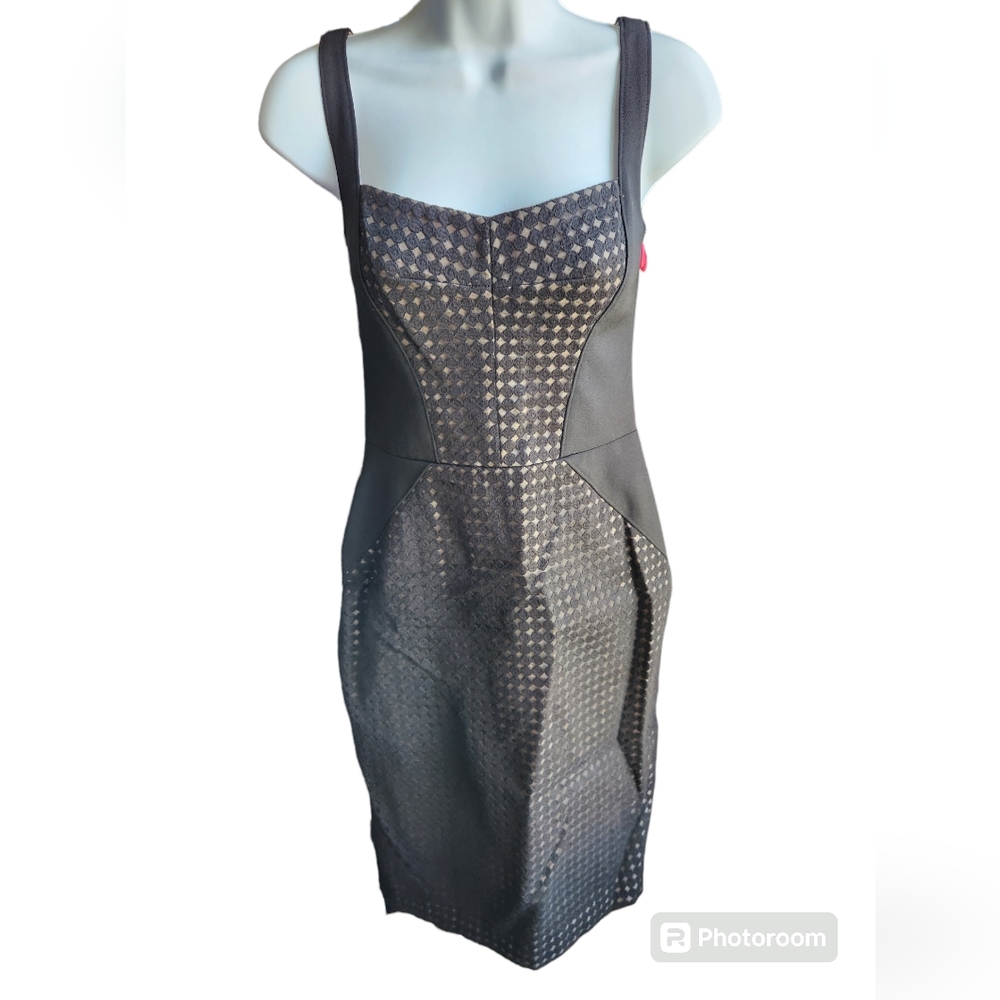 Maggy London Black/Beige Sleeveless Dress Size 2 - Picture 1 of 3